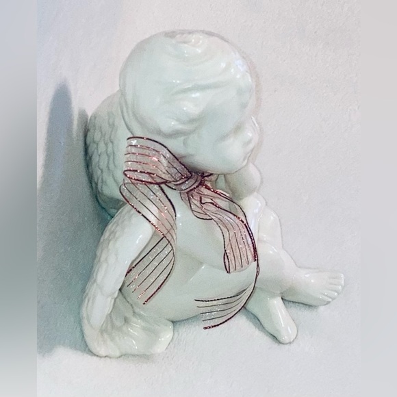 Ceramic Angel. - Picture 8 of 10
